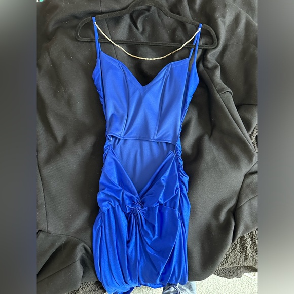 CUSTOM PROM DRESS - Picture 5 of 10